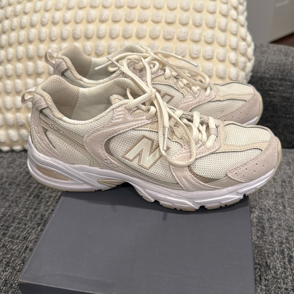New balance 530 running shoes